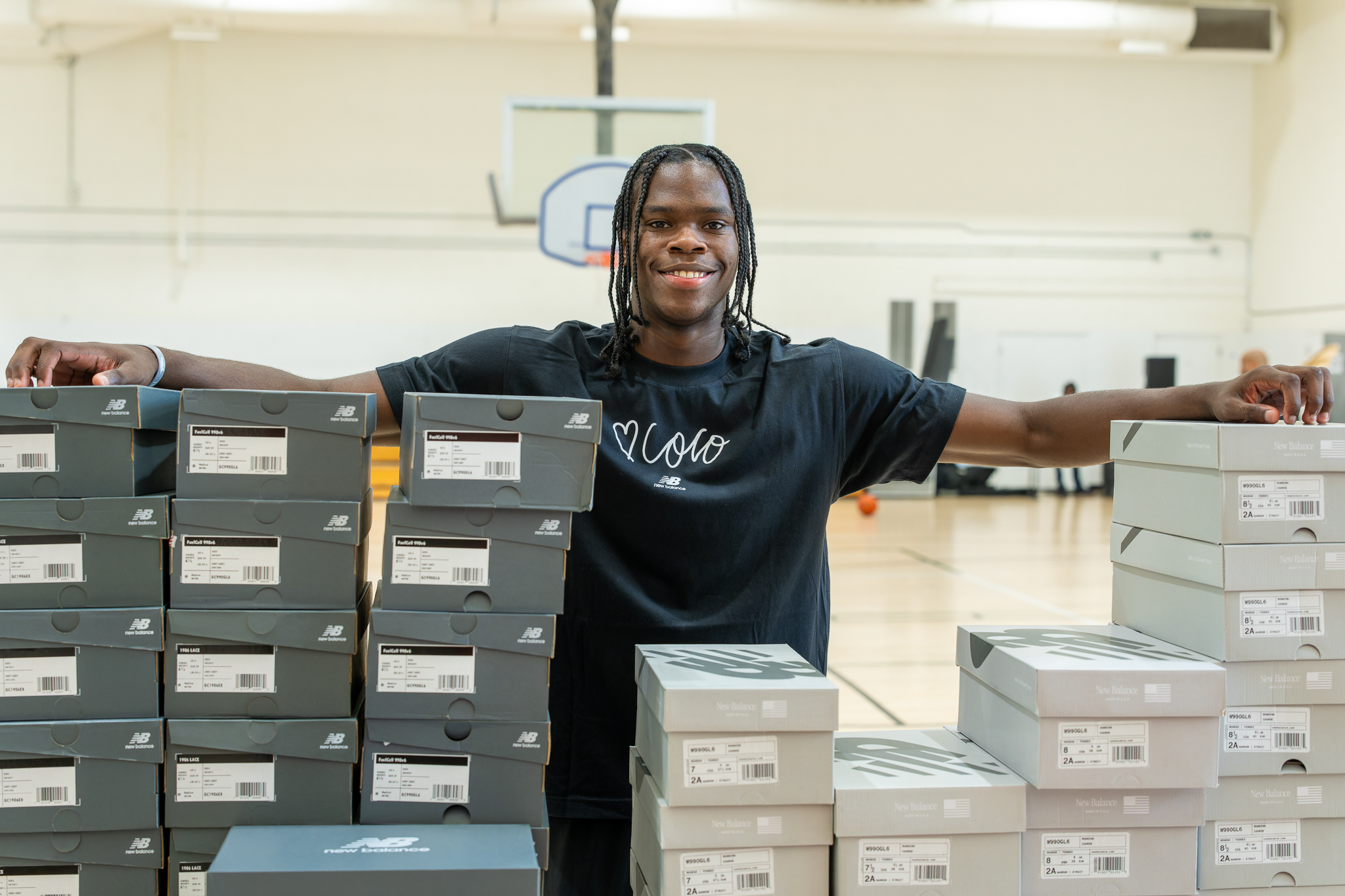 Jordan Smith Jr. at his community giveaway